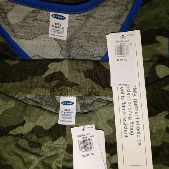 Old Navy short set - Picture 4 of 4